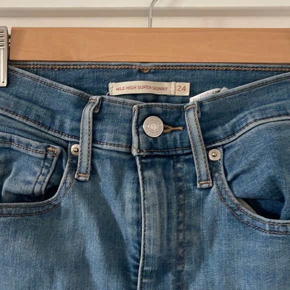 Levi’s super skinny high waste jeans size 24 - Picture 2 of 3